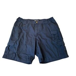 511 Tactical Series Shorts size men's 40, Black